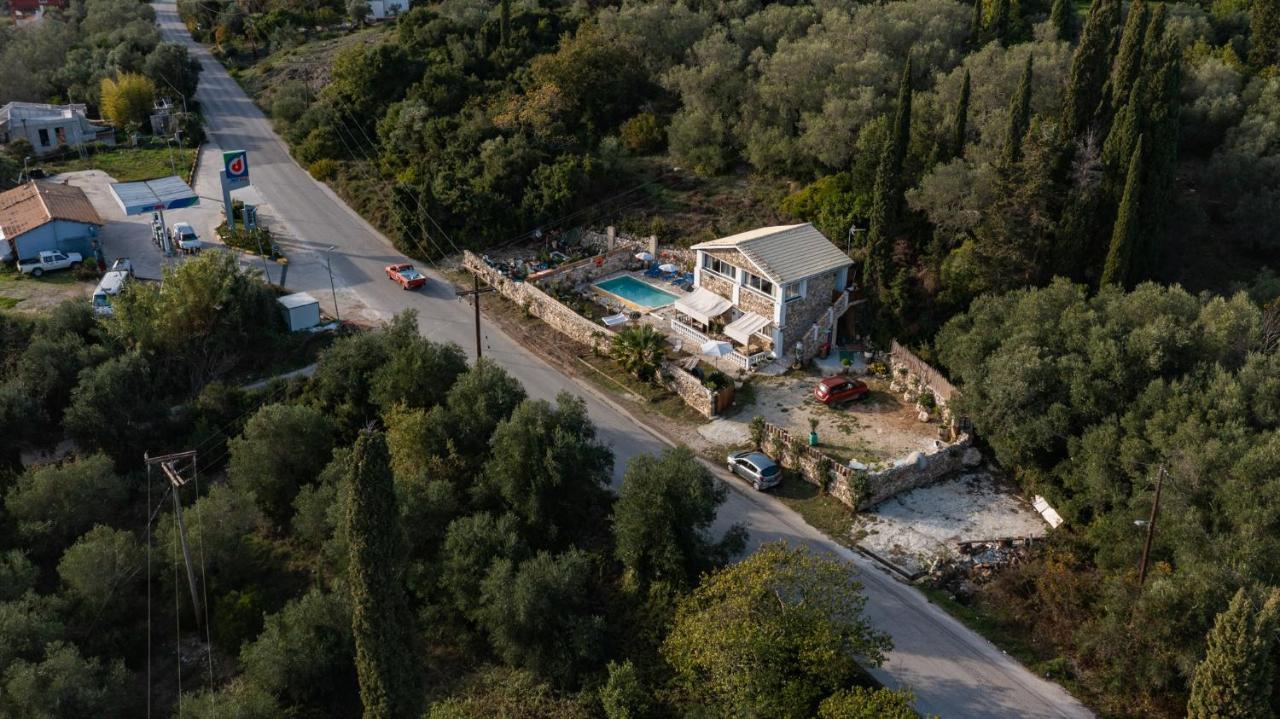 Willa Stelios Stone House Sinarades Kouramádes Zewnętrze zdjęcie